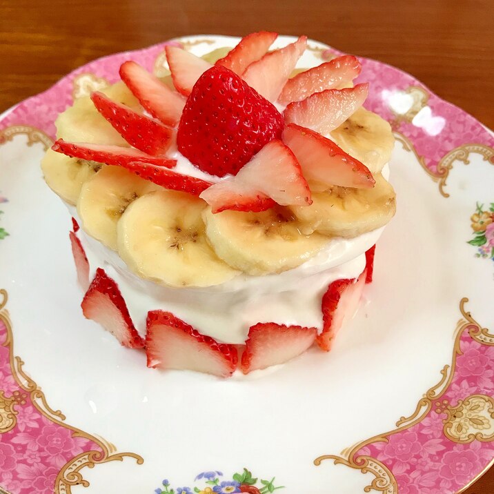 イチゴとバナナのデコレーションケーキ レシピ 作り方 By 水玉模様 楽天レシピ イチゴとバナナのデコレーションケーキ レシピ 作り方 By 水玉模様 楽天レシピ